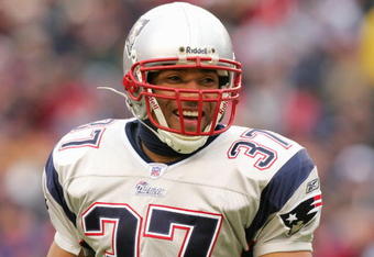 FOXBORO, MA - DECEMBER 12:  Rodney Harrison #37 of the New England Patriots stands on the field during the game against the Cincinnati Bengals at Gillette Stadium on December 12, 2004 in Foxboro, Massachusetts. The Patriots won 35-28.  (Photo by Ezra Shaw/Getty Images)