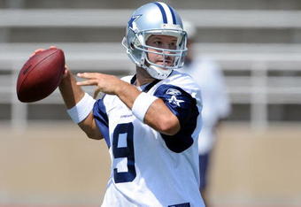 CARROLLTON, TX - JUNE 16:  Quarterback Tony Romo #9 of the Dallas Cowboys during mini camp at Standridge Stadium on June 16, 2009 in Carrollton, Texas.  (Photo by Ronald Martinez/Getty Images)