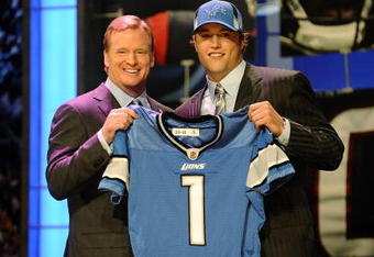NEW YORK - APRIL 25:  NFL Commissioner Roger Goodell stands with Detroit Lions #1 draft pick Matthew Stafford at  Radio City Music Hall for the 2009 NFL Draft on April 25, 2009 in New York City  (Photo by Jeff Zelevansky/Getty Images)