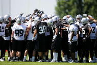 ALAMEDA, CA - MAY 08: The Oakland Raiders huddle together during the Raiders minicamp at the team's permanent training facility on May 8, 2009 in Alameda, California. (Photo by Ezra Shaw/Getty Images)