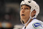 LOS ANGELES, CA - OCTOBER 30:  Portrait of Kyle Wellwood #42 of the Vancouver Canucks against the Los Angeles Kings during the game at the Staples Center on October 30, 2008 in Los Angeles, California.  (Photo by Harry How/Getty Images)
