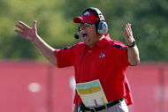PISCATAWAY, NJ - SEPTEMBER 01:  Head coach Pat Hill of the Fresno State Bulldogs yells from the sideline as his team plays the Rutgers Scarlet Knights at Rutgers Stadium on September 1, 2008 in Piscataway, New Jersey.  (Photo by Jim McIsaac/Getty Images)