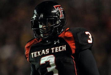 LUBBOCK, TX - NOVEMBER 08:  Defensive back Jamar Wall #3 of the Texas Tech Red Raiders during play against the Oklahoma State Cowboys at Jones AT&T Stadium on November 8, 2008 in Lubbock, Texas.  (Photo by Ronald Martinez/Getty Images)