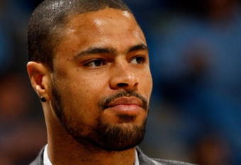 NEW ORLEANS - FEBRUARY 06:  Tyson Chandler #6 of the New Orleans Hornets looks on during the game against the Toronto Raptors on February 6, 2009 in New Orleans, Louisiana.  NOTE TO USER: User expressly acknowledges and agrees that, by downloading and/or using this Photograph, user is consenting to the terms and conditions of the Getty Images License Agreement.  (Photo by Chris Graythen/Getty Images)