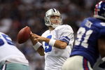 IRVING, TX - DECEMBER 14:  Quarterback Tony Romo #9 of the Dallas Cowboys drops back to pass against the New York Giants in the fourth quarter at Texas Stadium on December 14, 2008 in Irving, Texas.  (Photo by Ronald Martinez/Getty Images)