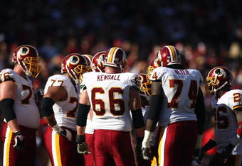 SAN FRANCISCO - DECEMBER 28:  Pete Kendall #66 of the Washington Redskins stands in the huddle during the game against of the San Fransisco 49ers at Candlestick Park on December 28, 2008 in San Francisco, California. (Photo by: Jonathan Ferrey/Getty Images)
