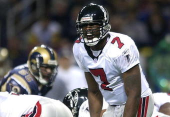 6 Jan 2002: Michael Vick #7 of the Atlanta Falcons calls out the play against the St. Louis Rams at the Dome at America's Center in St. Louis, Missouri. The St. Louis Rams beat the Atlanta Falcons 31-13.  DIGITAL IMAGE. Mandatory Credit: Elsa /Getty Images