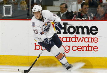 OTTAWA - MARCH 5:  Ales Hemsky #83 of the Edmonton Oilers skates against the Ottawa Senators during the game on March 5, 2009 at Scotiabank Place in Ottawa, Ontario, Canada. (Photo by Phillip MacCallum/Getty Images)