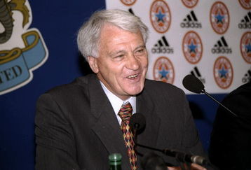 2 Sep 1999:  Bobby Robson is announced as the new Newcastle United manager at a press conference at St James Park in Newcastle, England.  \ Mandatory Credit: Allsport UK /Allsport
