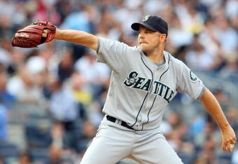 NEW YORK - JULY 01:  Jarrod Washburn #56 of the Seattle Mariners pitches against the New York Yankees on July 1, 2009 at Yankee Stadium in the Bronx borough of New York City.  (Photo by Jim McIsaac/Getty Images)