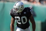 OAKLAND, CA - OCTOBER 19:  Darren McFadden #20 of the Oakland Raiders lines up for a play during the game against the New York Jets on October 19, 2008 at the Oakland-Alameda County Coliseum in Oakland, California. (Photo by Jed Jacobsohn/Getty Images)