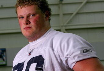 ORCHARD PARK, NY - MAY 01:  Eric Wood #70, 2009 first round draft pick of the Buffalo Bills  poses during Buffalo Bills minicamp at the Buffalo Bills Fieldhouse on May 1, 2009 in Orchard Park, New York.  (Photo by Rick Stewart/Getty Images)