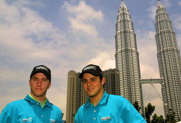11 November 2001: Nick Heidfeld and Felipe Massa of Sauber Petronas F1 Team pose for photographs at the Garden Park of the Kuala Lumpur Twin Towers during the Sauber Petronas Team Official visits to Kuala Lumpur. DIGITAL IMAGE. Mandatory Credit: StanleyChou/ALLSPORT