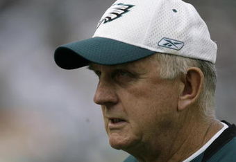 PHILADELPHIA - SEPTEMBER 21: Defensive coordinator Jim Johnson of the Philadelphia Eagles walks off the field during pre-game warmups before their game against the Pittsburgh Steelers on September 21, 2008 at Lincoln Financial Field in Philadelphia, Pennsylvania. (Photo by Chris Gardner/Getty Images)
