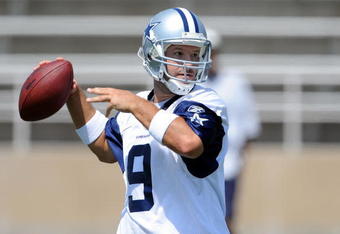 CARROLLTON, TX - JUNE 16:  Quarterback Tony Romo #9 of the Dallas Cowboys during mini camp at Standridge Stadium on June 16, 2009 in Carrollton, Texas.  (Photo by Ronald Martinez/Getty Images)