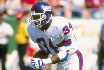 10 Sep 1995:  Running back Herschel Walker #34 of the New York Giants runs downfield against the Kansas Ciy Chiefs during a game held at Arrowhead Stadium in Kansas City, Missouri.  The Chiefs won the game, 21-17. Mandatory Credit: Jonathan Daniel  /Allsp