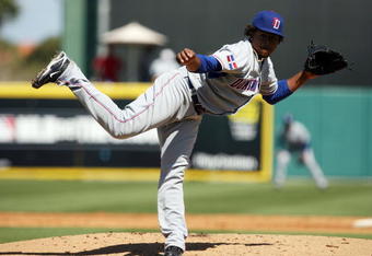 JUPITER, FL - MARCH 3:  Starting pitcher Edinson Volquez #36 of the Dominican Republic pitches against the Florida Marlins during an exhibition game at Roger Dean Stadium March 3, 2009 in Jupiter, Florida.  (Photo by Doug Benc/Getty Images)