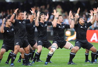 DURBAN, SOUTH AFRICA - AUGUST 01:  The All Blacks perform the haka during the Tri Nations match between South Africa and the All Blacks at the Absa Stadium on August 1, 2009 in Durban, South Africa.  (Photo by Lee Warren/Gallo Images/Getty Images)