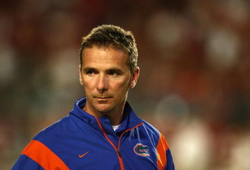 MIAMI - JANUARY 08:  Head coach Urban Meyer of the Florida Gators looks on from the field while playing against the Oklahoma Sooners in the FedEx BCS National Championship Game at Dolphin Stadium on January 8, 2009 in Miami, Florida.  (Photo by Donald Miralle/Getty Images)