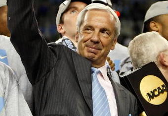 DETROIT - APRIL 06:  Head coach Roy Williams of the North Carolina Tar Heels celebrates following the Tar Heels 89-72 win against the Michigan State Spartans during the 2009 NCAA Division I Men's Basketball National Championship game at Ford Field on April 6, 2009 in Detroit, Michigan.  (Photo by Streeter Lecka/Getty Images)