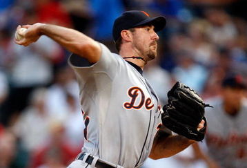 ARLINGTON, TX - JULY 29:  Pitcher Justin Verlander #35 of the Detroit Tigers throws against the Texas Rangers on July 29, 2009 at Rangers Ballpark in Arlington, Texas.  (Photo by Ronald Martinez/Getty Images)