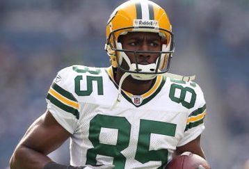 SEATTLE - OCTOBER 12:  Greg Jennings #85 of the Green Bay Packers warms up prior to the game against the Seattle Seahawks on October 12, 2008 at Qwest Field in Seattle, Washington. The Packers defeated the Seahawks 27-17. (Photo by Otto Greule Jr./Getty Images)