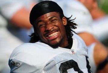 Deangelo_williams_feature