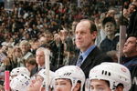 VANCOUVER - JANUARY 21:  Head Coach Bob Gainey of the Montreal Canadiens looks on from the bench during the NHL game against the Vancouver Canucks on January 21, 2006 at General Motors Place in Vancouver, Canada. The Canucks defeated the Canadiens 6-2.  (Photo by Jeff Vinnick/Getty Images)