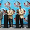 CANTON, OH - AUGUST 7: Pro Football Hall of Fame enshrinees and family members, (L-R) Dr. Steven Towns, grandson of enshrinee Fritz Pollardm, Steve Young of the San Francisco 49ers, Dan Marino of the Miami Dolphins and David Friedman, nephew of enshrinee Benny Friedman, pose the Hall of Fame busts during the 2005 NFL Hall of Fame enshrinment ceremony on August 7, 2005 in Canton, Ohio. (Photo by Jonathan Daniel/Getty Images)