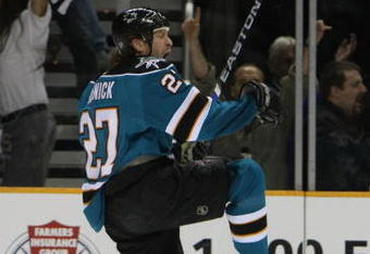 SAN JOSE, CA - APRIL 22:  Jeremy Roenick #27 of the San Jose Sharks celebrates scoring a goalvagainst the Calgary Flames in the second period during game seven of the 2008 NHL conference quarter-final series on April 22, 2008 at HP Pavilion at San Jose in San Jose, California.  (Photo by Jed Jacobsohn/Getty Images)