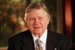 NASHVILLE, TN - 2005:  Bud Adams of the Tennessee Titans poses for his 2005 NFL headshot at photo day in Nashville, Tennessee.  (Photo by Getty Images) 