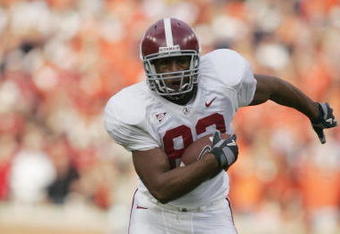 AUBURN, AL - NOVEMBER 19:  Tight end Travis McCall #83 of the Alabama Crimson Tide carries the ball against the Auburn Tigers at Jordan-Hare Stadium on November 19, 2005 in Auburn, Alabama.  Auburn defeated Alabama 28-18.   (Photo by Chris Graythen/Getty Images) 