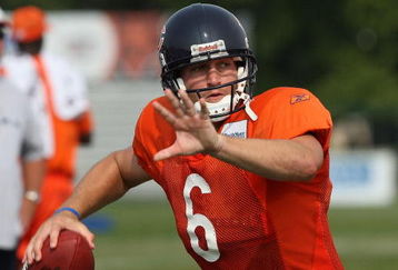 BOURBONNAIS, IL - AUGUST 04: Jay Cutler #6 of the Chicago Bears passes the ball during a training camp practice on August 4, 2009 at Olivet Nazarene University in Bourbonnais, Illinois. (Photo by Jonathan Daniel/Getty Images)