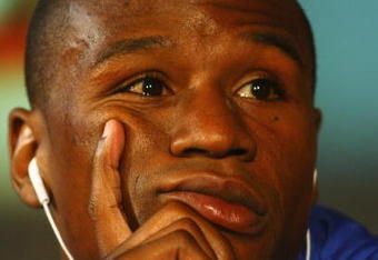LONDON, ENGLAND - MAY 21:  Floyd Mayweather of America talks to the press as he announces the fight between himself and Juan Manuel Marquez of Mexico on May 21, 2009 in London, England. The fight's set to take place on July 18, 2009 at the MGM Grand in Las Vegas (Photo by Tom Shaw/Getty Images)