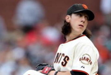 SAN FRANCISCO - AUGUST 01:  Tim Lincecum #55 of the San Francisco Giants pitches against the Philadelphia Phillies during a Major League Baseball game at AT&T Park on August 1, 2009 in San Francisco, California.  (Photo by Jed Jacobsohn/Getty Images)