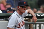 CHICAGO - JUNE 08: Manager Jim Leyland #10 of the Detroit Tigers watches as his team takes on the Chicago White Sox on June 8, 2009 at U.S. Cellular Field in Chicago, Illinois. The Tigers defeated the White Sox 5-4. (Photo by Jonathan Daniel/Getty Images)