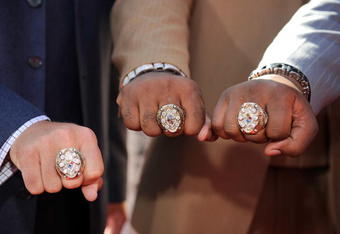 LOS ANGELES, CA - JULY 15:  Football players Ben Roethlisberger, Willie Colon and Darnell Stapleton arrive at the 2009 ESPY Awards held at Nokia Theatre LA Live on July 15, 2009 in Los Angeles, California. The 17th annual ESPYs will air on Sunday, July 19 at 9PM ET on ESPN.  (Photo by Kevork Djansezian/Getty Images for ESPY)