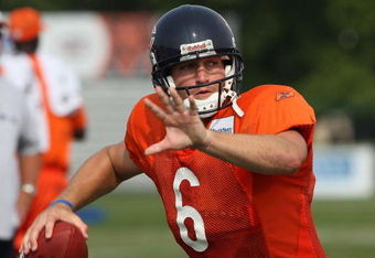 BOURBONNAIS, IL - AUGUST 04: Jay Cutler #6 of the Chicago Bears passes the ball during a training camp practice on August 4, 2009 at Olivet Nazarene University in Bourbonnais, Illinois. (Photo by Jonathan Daniel/Getty Images)