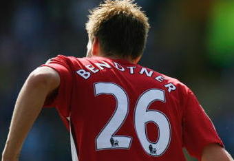 PORTSMOUTH, UNITED KINGDOM - MAY 02:  Carlos Vela of Arsenal celebrates with Nicklas Bendtner as he scores their thrid goal during the Barclays Premier League match between Portsmouth and Arsenal at Fratton Park on May 2, 2009 in Portsmouth, England.  (Photo by Paul Gilham/Getty Images)