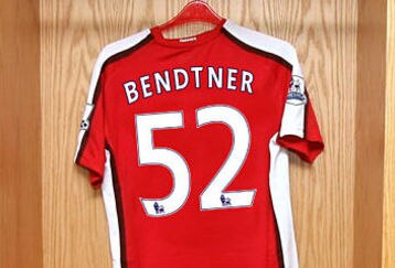 Bendtner52_feature
