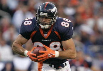 DENVER - OCTOBER 29:  Tight end Tony Scheffler #88 of the Denver Broncos carries the ball against the Indianapolis Colts during the game on October 29, 2006 at Invesco Field at Mile High in Denver, Colorado.  The Colts won 34-31.  (Photo by Brian Bahr/Getty Images)