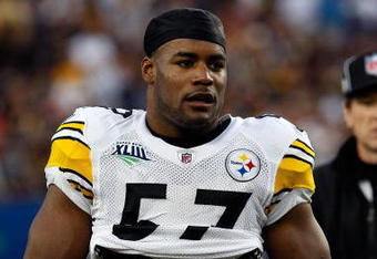 TAMPA, FL - FEBRUARY 01:  Linebacker Keyaron Fox #57 of the Pittsburgh Steelers looks on against the Arizona Cardinals during Super Bowl XLIII on February 1, 2009 at Raymond James Stadium in Tampa, Florida.  (Photo by Jamie Squire/Getty Images)