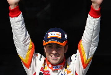 BUDAPEST, HUNGARY - JULY 25:  Fernando Alonso of Spain and Renault celebrates in parc ferme after taking pole position during qualifying for the Hungarian Formula One Grand Prix at the Hungaroring on July 25, 2009 in Budapest, Hungary.  (Photo by Ryan Pierse/Getty Images)
