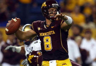 MINNEAPOLIS - SEPTEMBER 13:  Quarterback Adam Weber #8 of the Minnesota Golden Gophers drops back to pass against the Montana State Bobcats at the Metrodome on September 13, 2008 in Minneapolis, Minnesota.  (Photo by Jeff Gross/Getty Images)
