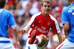 LONDON, ENGLAND - AUGUST 02:  Jack Wilshere of Arsenal passes the ball during the Emirates Cup match between Arsenal and Glasgow Rangers at the Emirates Stadium on August 2, 2009 in London, England.  (Photo by Phil Cole/Getty Images)