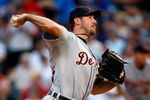 ARLINGTON, TX - JULY 29:  Pitcher Justin Verlander #35 of the Detroit Tigers throws against the Texas Rangers on July 29, 2009 at Rangers Ballpark in Arlington, Texas.  (Photo by Ronald Martinez/Getty Images)