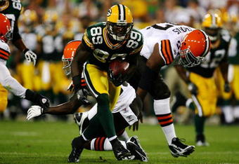 GREEN BAY, WI - AUGUST 15:  Wide receiver James Jones #89 of the Green Bay Packers runs after a catch for 24-yards against the Cleveland Browns in the second quarter during the preseason game at Lambeau Field on August 15, 2009 in Green Bay, Wisconsin. (Photo by Jonathan Daniel/Getty Images)