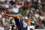 PHILADELPHIA - AUGUST 13:  Tom Brady #12 of the New England Patriots throws a pass against the Philadelphia Eagles on August 13, 2009 at Lincoln Financial Field in Philadelphia, Pennsylvania.  (Photo by Jim McIsaac/Getty Images)