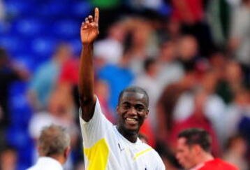 LONDON, ENGLAND - AUGUST 16:  Match winner Sebastien Bassong of Tottenham waves to the fans following his team's 2-1 victory during the Barclays Premier League match between Tottenham Hotspur and Liverpool at White Hart Lane on August 16, 2009 in London, England.  (Photo by Mike Hewitt/Getty Images)