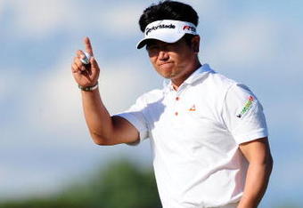 CHASKA, MN - AUGUST 16:  Y.E. Yang of South Korea celebrates on the 16th hole during the final round of the 91st PGA Championship at Hazeltine National Golf Club on August 16, 2009 in Chaska, Minnesota.  (Photo by Stuart Franklin/Getty Images)
